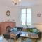 Maison indépendante près village médiéval - FR-1-489-15