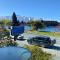 Lakefront Gem, Absolute Waterfront
