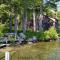 Meredith Lakefront Lodge on Lake Winnipesaukee - ميريديث
