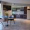 Shoshana Hotel Boutique