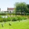 Hall Farmhouse.. dog friendly, large outdoor pool, BBQ and fire pit - Kings Lynn