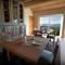 Lake Lodge