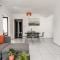Lovely 2 Bedroom Family Apartment w/ Pool