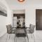 Lovely 2 Bedroom Family Apartment w/ Pool