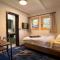 Shed HOTEL