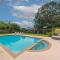 Private Backyard Oasis! Hot Tub & Salt Water Pool! - Sarasota