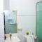 NIFEWAT APARTMENT leed studio apartment with gym, Netflix and WiFi