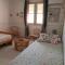 Chambre dhôte et Loft dans maison de charme piscine à débordement La Villa Gialla