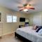 3 Bed 2 Ba Wifi Kitchen Walk to Beach FirePit