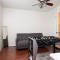 Spacious Condo Mins to Shands, University, & DOWNTOWN! - غاينيسفيل