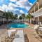 Lovely 2 bedroom condo in the heart of Flagler