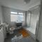 Cheerful Two Bedrooms Town house with free parking