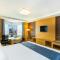 Holiday Inn Bangkok Silom by IHG