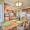 Incredible Oregon Retreat with Private Hot Tub!