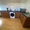 Modern Spacious Flat In Ipswich - Sleeps 6 - Parking - Freston