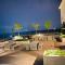 IQ Homestay Cybersouth with Swimming Pool