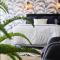 Beachfront Gem / Free Parking / A/C