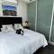 Modern Luxury Studio with Breathtaking City Views - No Load Shedding - 开普敦