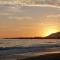 The Green Haven, 1 Minute Walk to the Beach and Restaurants, King Beds, Beach Amenities