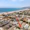The Green Haven, 1 Minute Walk to the Beach and Restaurants, King Beds, Beach Amenities - Ventura