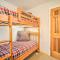 Family-Friendly Stratton Gem Close to Slopes!