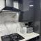 Penthouse Style Luxury 2 Bedroom House has Hot-Tub, extra fees apply