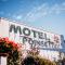 Motel Poinsettia