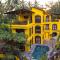 Whoopers Boutique Hotel, Anjuna
