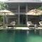 JuBlu Hotel