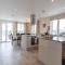 The Woodland Collection, 10 mins from beaches