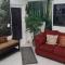 Palm Springs 3-Bedroom 2-Bath 5 Miles to the Beach