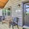 Clover Cabin with Hot Tub and Deck in Hocking Hills! - Logan