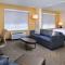 Holiday Inn Hotel & Suites Overland Park-Convention Center, an IHG Hotel