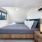 Honeymoon Beach Studios