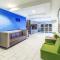 Holiday Inn Express & Suites Lafayette South by IHG