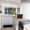Surat Bay Lodge by the Sea/Backpackers Hostel