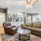 Relaxing Two-Bedroom Apartment or Studio on 13 Beautiful Wooded Acres In A Quiet Neighborhood - تومبال