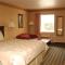 Executive Inn and Suites Springdale - Springdale