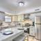 Cozy Duplex Close to Toledo Botanical Garden