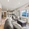 Spacious NEW 2 bed 2 bath apt by Downtown Spokane