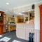 Sand Pebbles Inn
