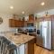 Wonderful Triplex Unit With Spectacular Lake View! - Valley