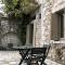 The Stonehouse