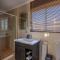 Inverdoorn Game Reserve Lodge