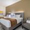 Comfort Inn & Suites Victoria North