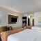Comfort Inn & Suites Victoria North