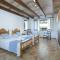 Owl Booking Villa Santuiri - Exclusive Holidays
