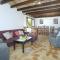 Owl Booking Villa Santuiri - Exclusive Holidays
