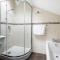 Stunning Barn Conversion with HOT TUB and ALPACAS - Ty Cerrig Barn - 科文