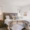 New 2 Bed 2 Bath Near Perry Dist and DT